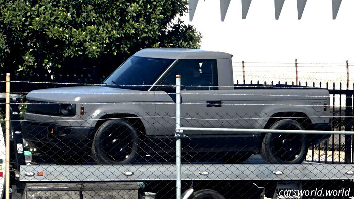 Esta Es la Camioneta Eléctrica Biplaza de Jeff 25K de Jeff Bezos | Carscoops